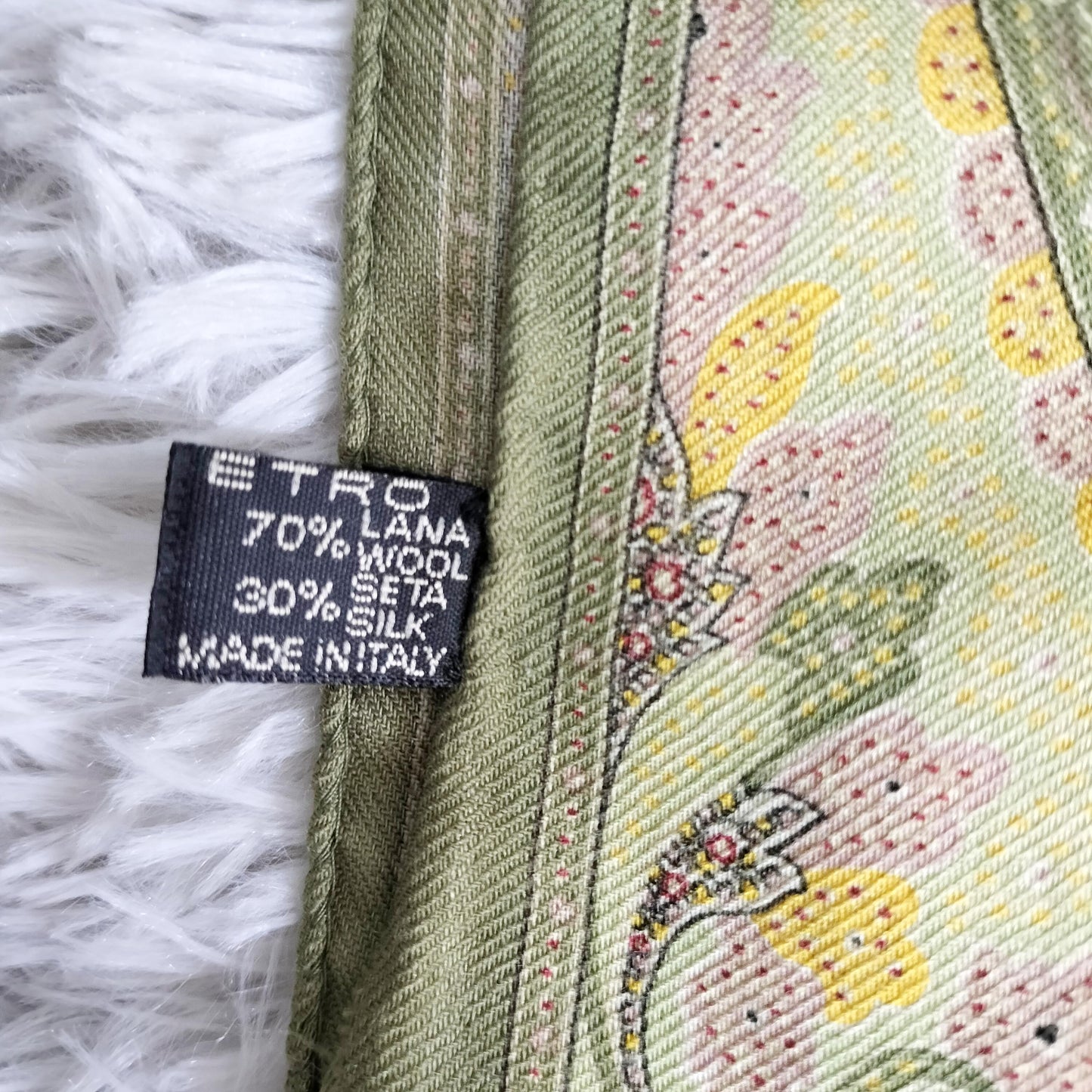 美品★ ETRO エトロ ペーズリースカーフ 大判 s057