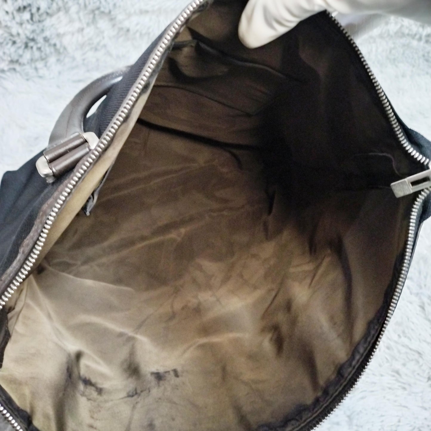 美品★LOUIS VUITTON M93085 クガール 黒 b016