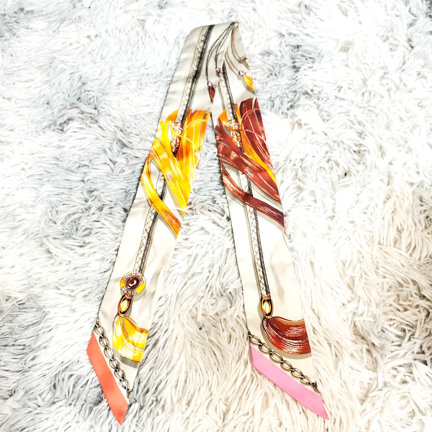 極美品・鑑定済★HERMES ツイリースカーフ 2023秋冬 シルク s058